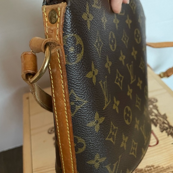 Vintage Louis Vuitton Monogram Drouot Crossbody - Picture 13 of 16